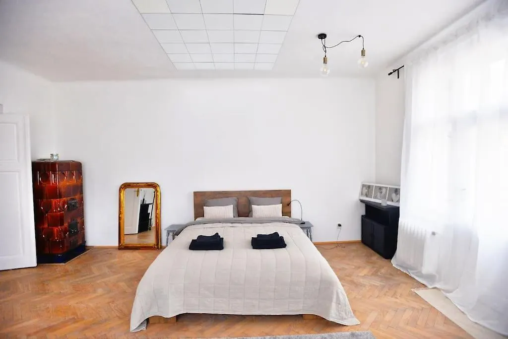 דירות Airy & Bright Flat In Dejvice By Prague Castle צ'כיה